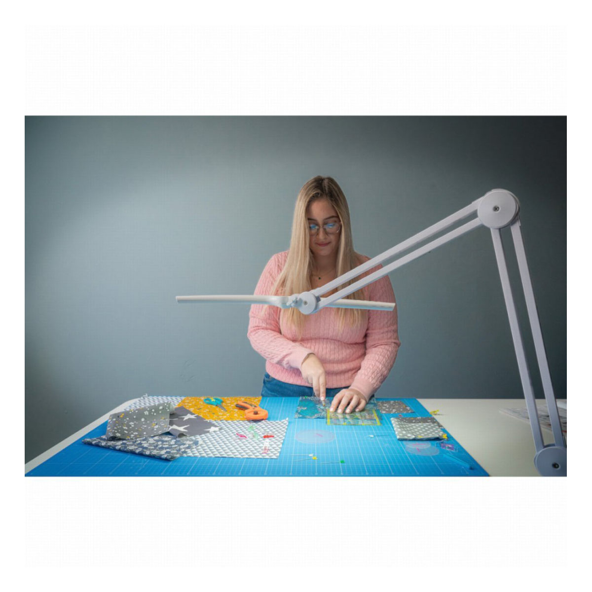 Daylight Lumi LED Arbeitsplatzleuchte (weiß/ Klemm/ dimmbar)
